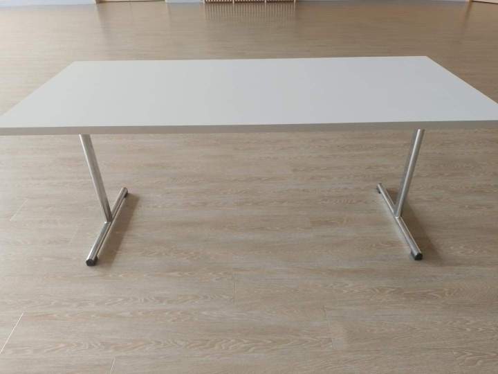 Location table Damvillers